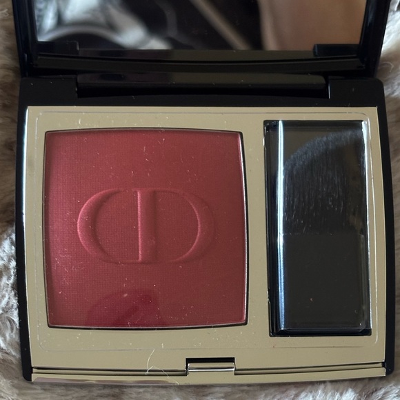 Dior Rouge makeup bundle 💄 - Picture 8 of 8